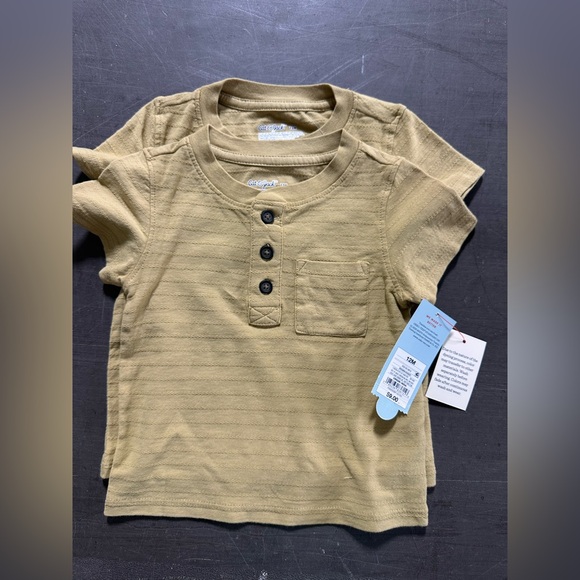 Cat & Jack‎ Yellow and Blue Short Sleeve Tees 12 mo lot - Picture 4 of 10